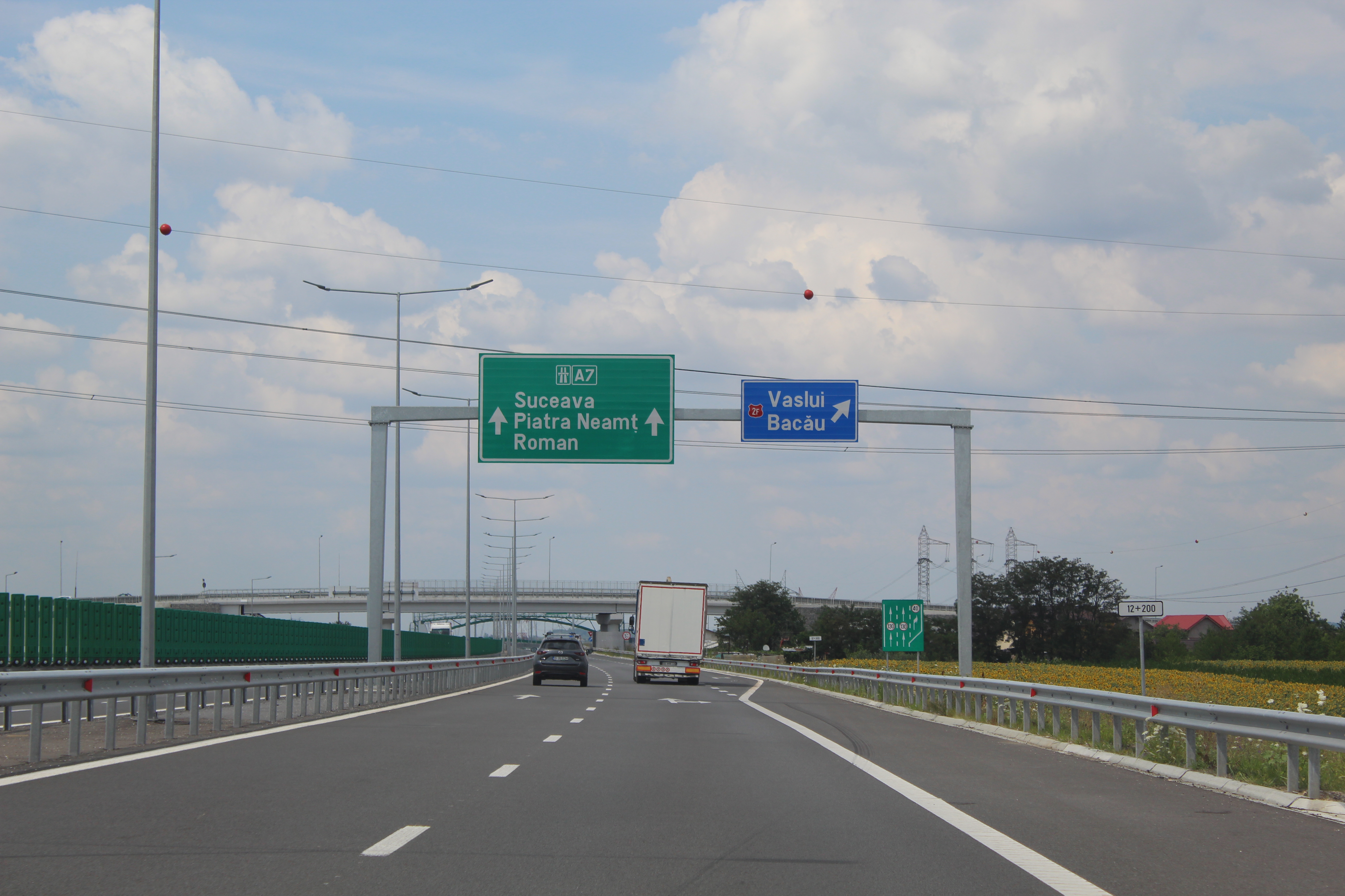 S-A DESCHIS POARTA DE NORD A BACĂULUI: NODUL RUTIER BACĂU NORD ESTE ÎN CIRCULAȚIE